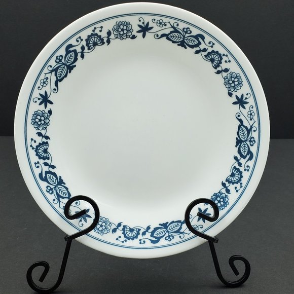 Corelle Old Town Blue Bread and Butter Plates Blue Onion Dessert Plates - Picture 2 of 6